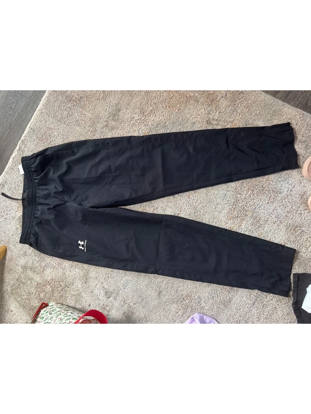 Under Armour Men's Black Sweatpants Medium